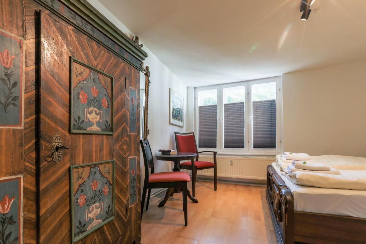 Apartments Im Einhornhaus Lübeck Exteriör bild